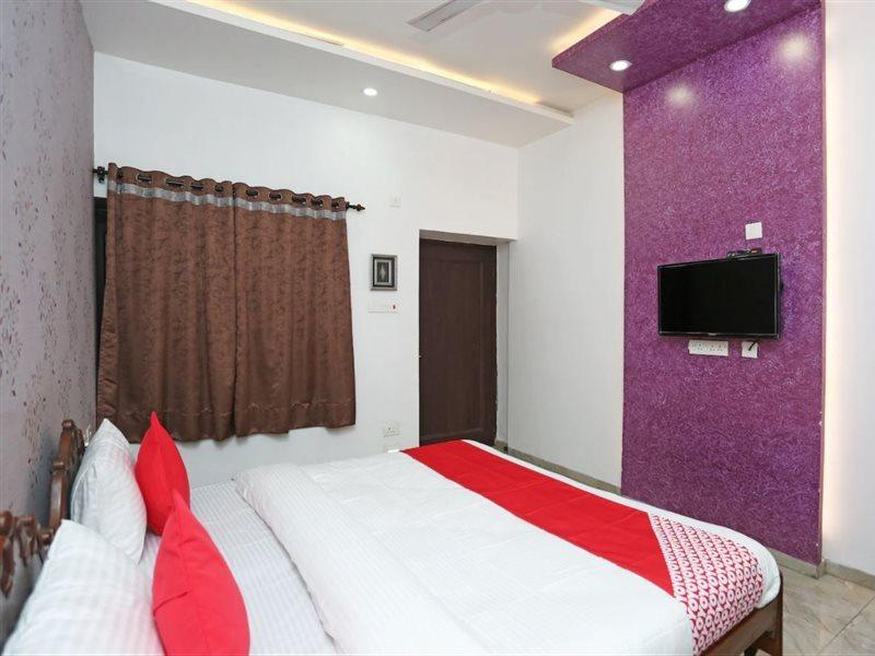 Oyo 7128 Hotel Rama Karnāl Dış mekan fotoğraf